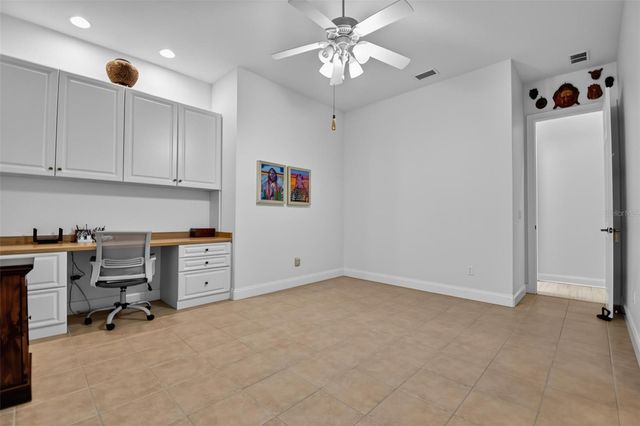 10 S WATERVIEW DRIVE, Palm Coast, FL 32137