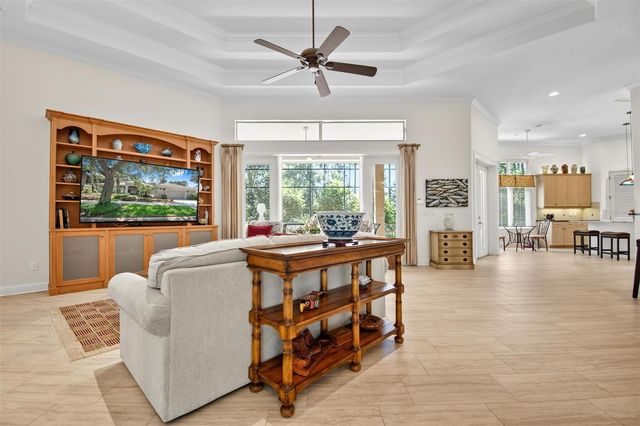 10 S WATERVIEW DRIVE, Palm Coast, FL 32137