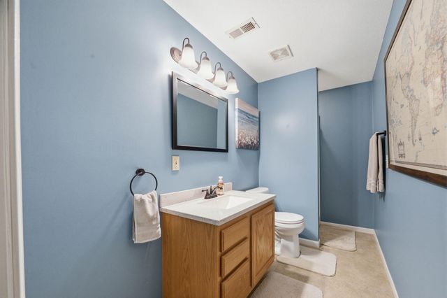 224 N Pinecrest Ct, Andover, KS 67002