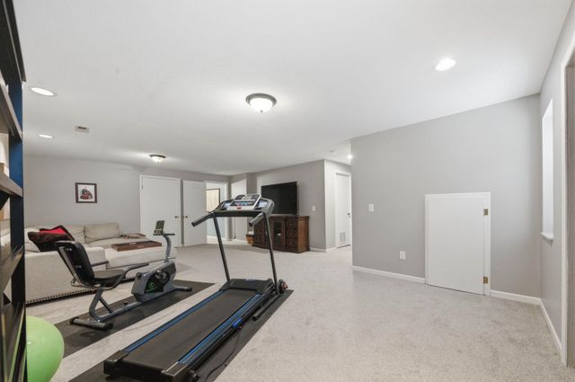 224 N Pinecrest Ct, Andover, KS 67002