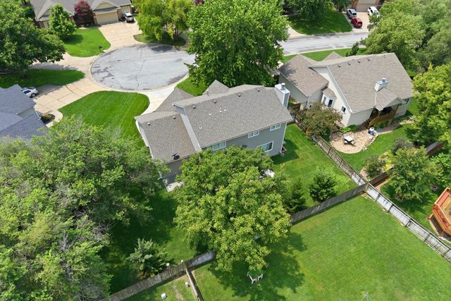 224 N Pinecrest Ct, Andover, KS 67002