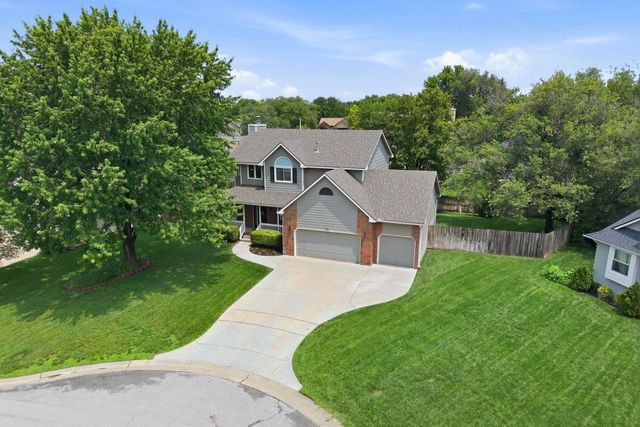 224 N Pinecrest Ct, Andover, KS 67002