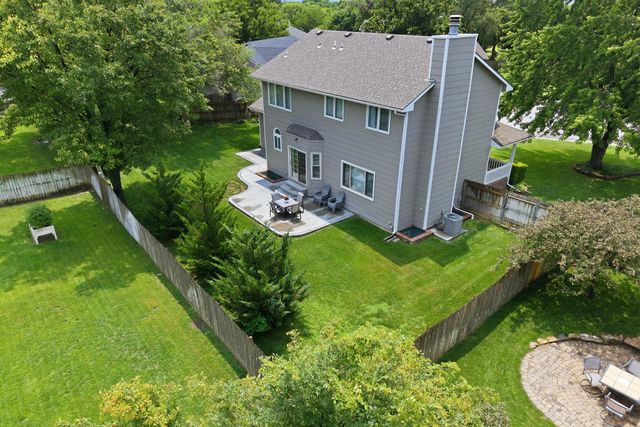 224 N Pinecrest Ct, Andover, KS 67002