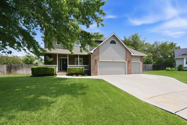 224 N Pinecrest Ct, Andover, KS 67002