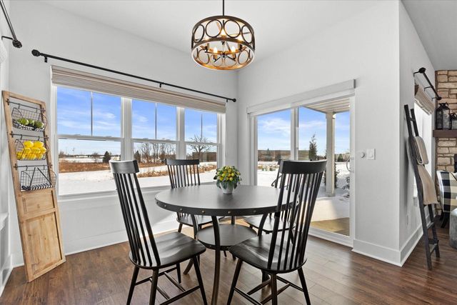 W252N6642 Aspen LANE, Sussex, WI 53089