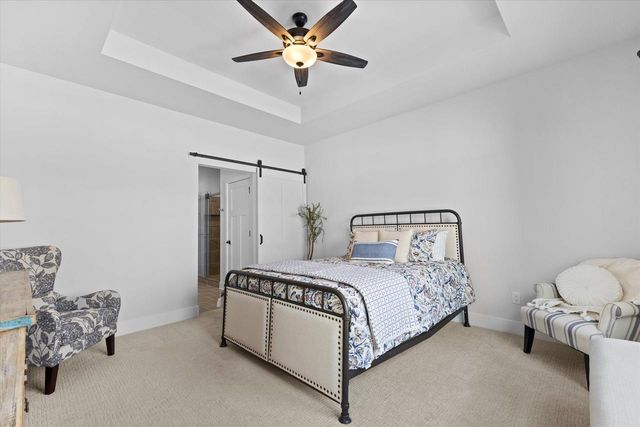 W252N6642 Aspen LANE, Sussex, WI 53089