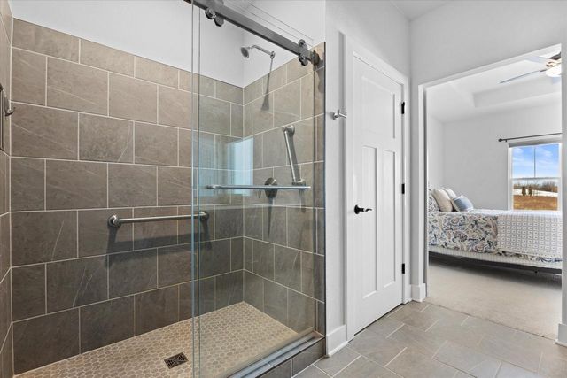 W252N6642 Aspen LANE, Sussex, WI 53089