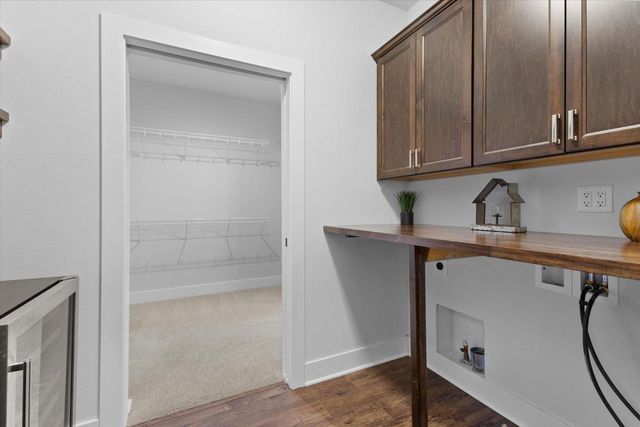 W252N6642 Aspen LANE, Sussex, WI 53089