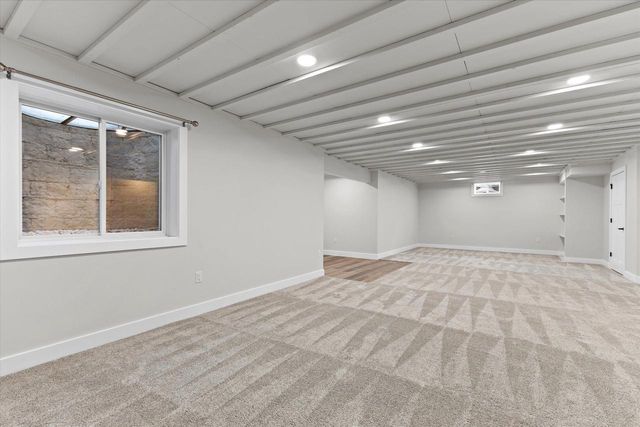 W252N6642 Aspen LANE, Sussex, WI 53089