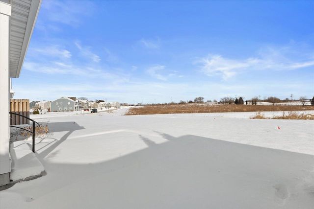 W252N6642 Aspen LANE, Sussex, WI 53089