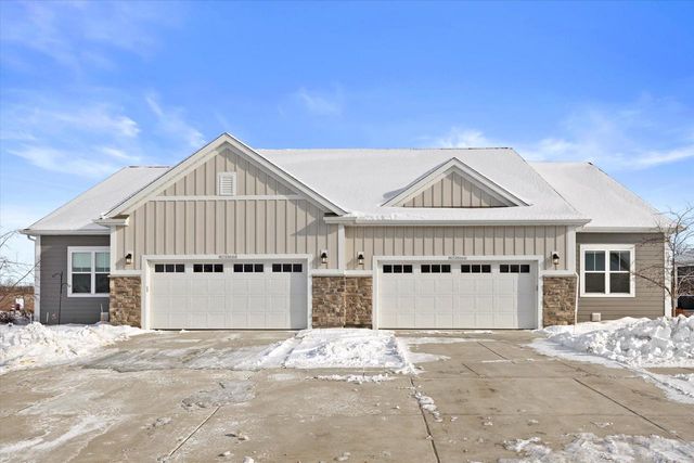 W252N6642 Aspen LANE, Sussex, WI 53089