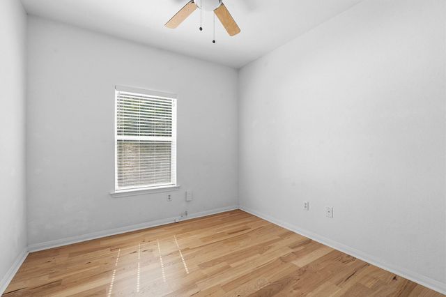 2720 Oak Springs DR, Austin, TX 78702