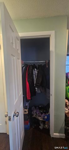 60 Nod Road, Windsor, CT 06095