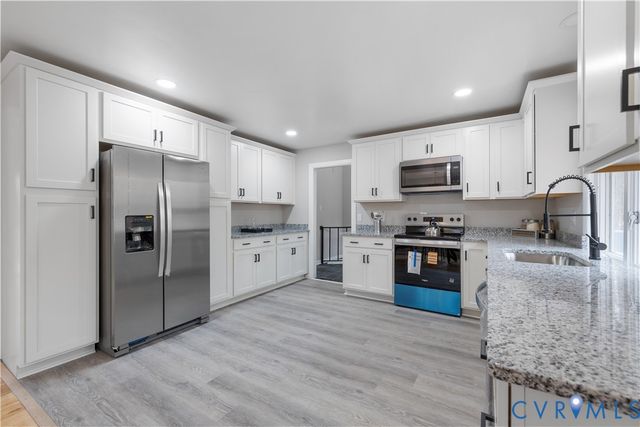 1 Brandon Cir, Williamsburg, VA 23185