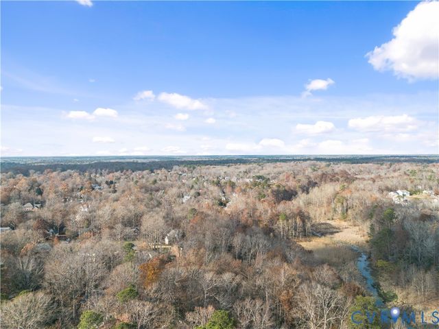 1 Brandon Cir, Williamsburg, VA 23185