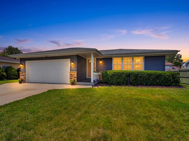 7004 60th AVENUE, Kenosha, WI 53142