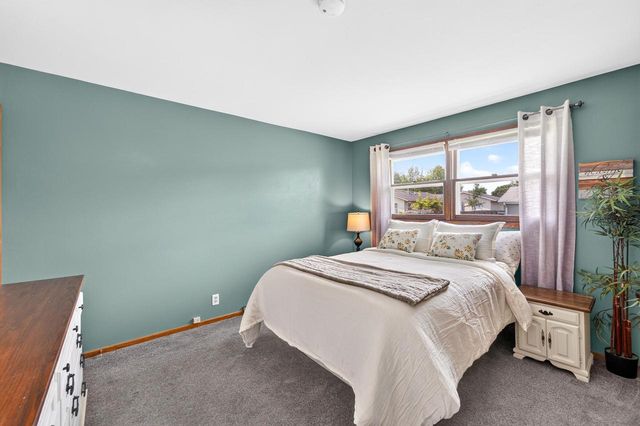 7004 60th AVENUE, Kenosha, WI 53142