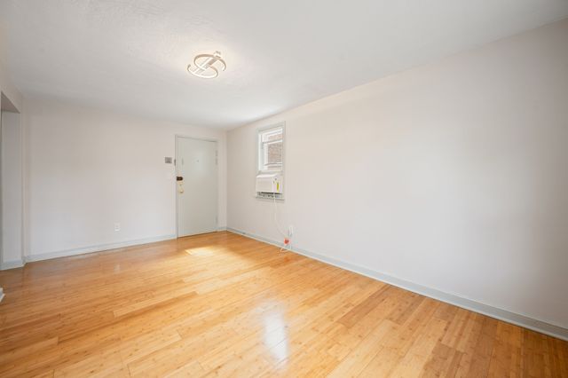 23 Newman Rd 1, Malden, MA 02148