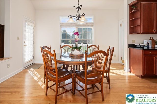 3350 North Bay Hill Drive, Upper Saucon Twp, PA 18034