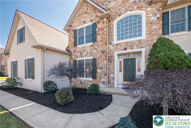 3350 North Bay Hill Drive, Upper Saucon Twp, PA 18034