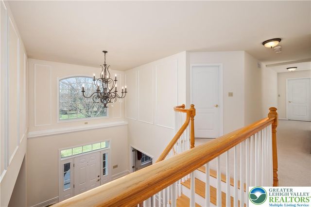 3350 North Bay Hill Drive, Upper Saucon Twp, PA 18034