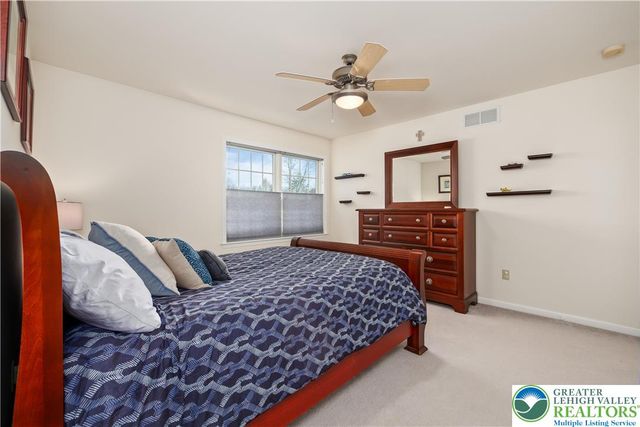 3350 North Bay Hill Drive, Upper Saucon Twp, PA 18034