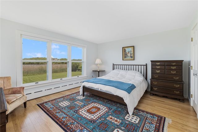 10 Casey Court, Newport, RI 02840