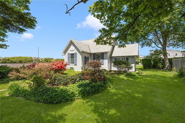 10 Casey Court, Newport, RI 02840