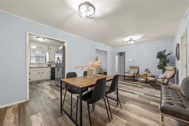 901 N Main Street, West, TX 76691