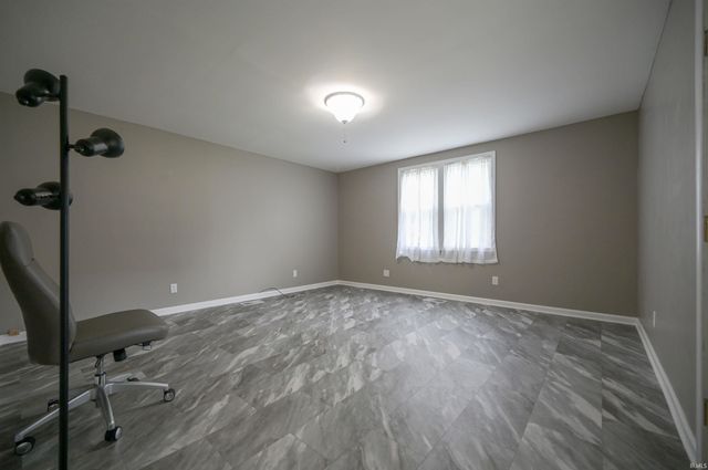 1308 E VAILE Avenue, Kokomo, IN 46901