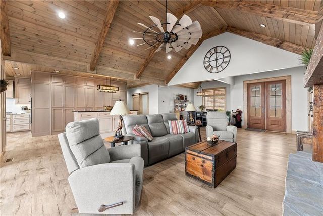 655 Mountainside Drive, Cleveland, GA 30528