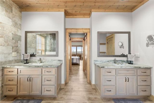 655 Mountainside Drive, Cleveland, GA 30528