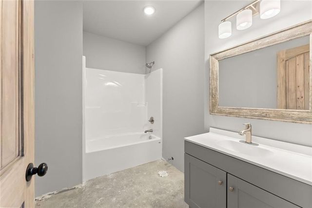 655 Mountainside Drive, Cleveland, GA 30528