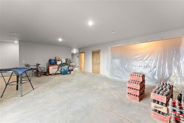 655 Mountainside Drive, Cleveland, GA 30528