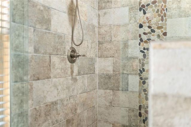 655 Mountainside Drive, Cleveland, GA 30528