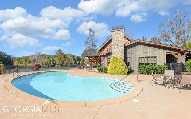 655 Mountainside Drive, Cleveland, GA 30528