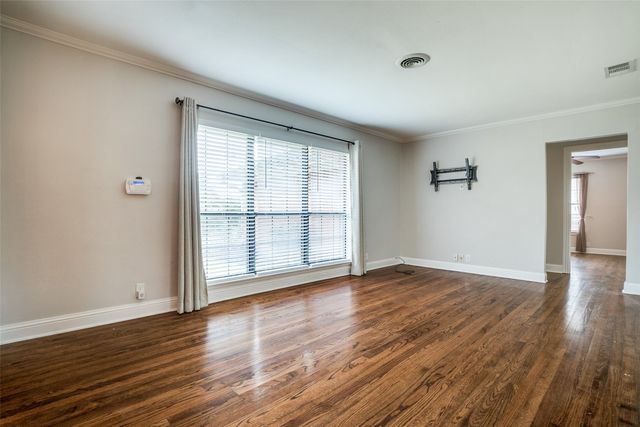 851 Peavy Road, Dallas, TX 75218