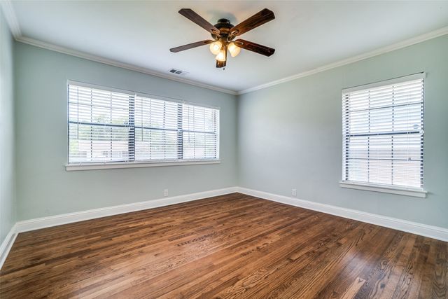 851 Peavy Road, Dallas, TX 75218