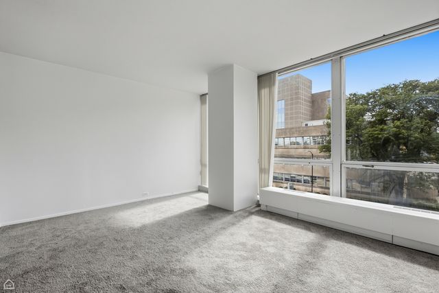 340 W Diversey Parkway 415, Chicago, IL 60657