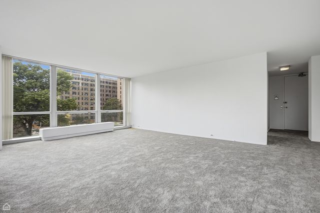 340 W Diversey Parkway 415, Chicago, IL 60657