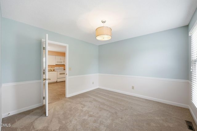 1003 Camelot Lane, Graham, NC 27253