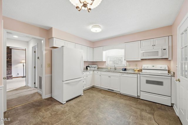1003 Camelot Lane, Graham, NC 27253