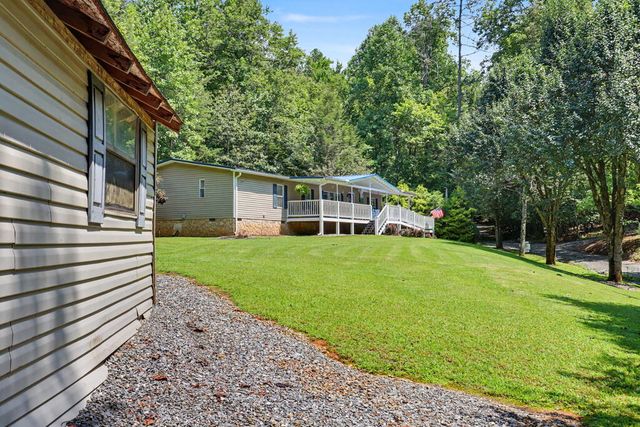 636 Blue Ridge Park Drive, Hayesville, NC 28904