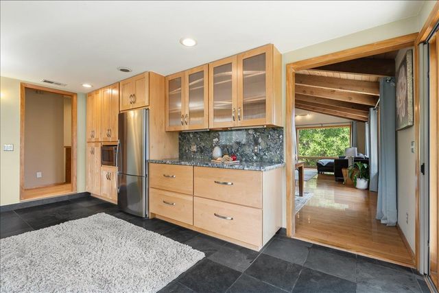 22213 Quinterno Court, Cupertino, CA 95014