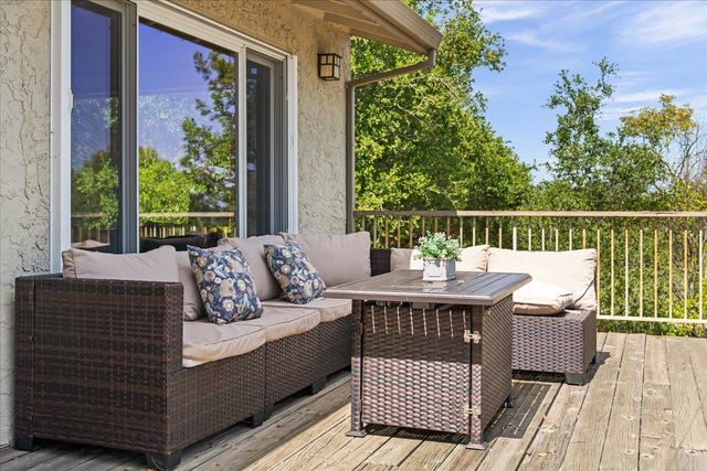 22213 Quinterno Court, Cupertino, CA 95014