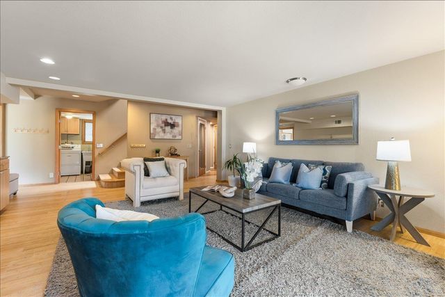 22213 Quinterno Court, Cupertino, CA 95014