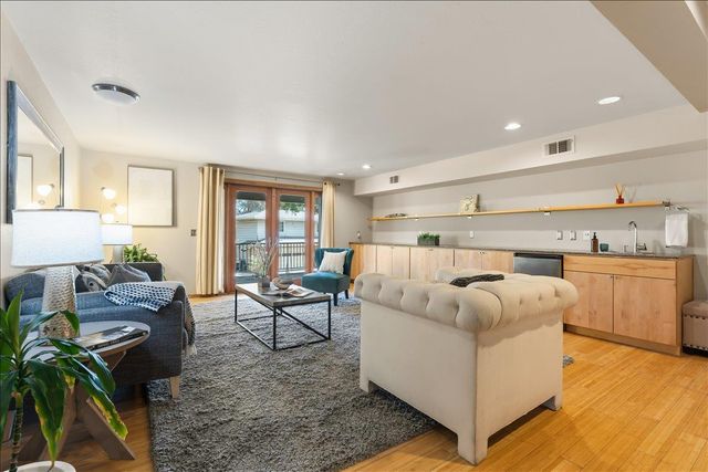 22213 Quinterno Court, Cupertino, CA 95014