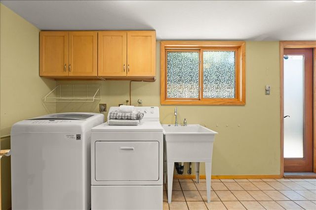 22213 Quinterno Court, Cupertino, CA 95014