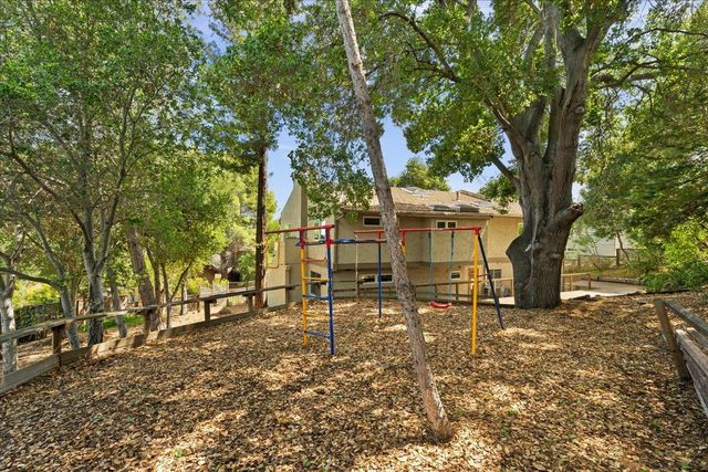 22213 Quinterno Court, Cupertino, CA 95014