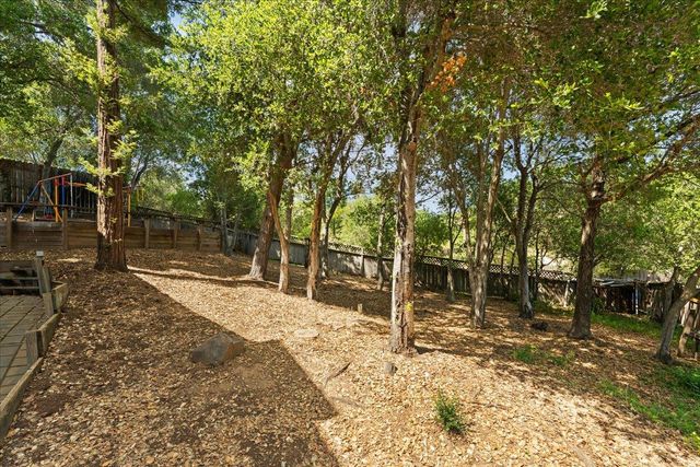 22213 Quinterno Court, Cupertino, CA 95014